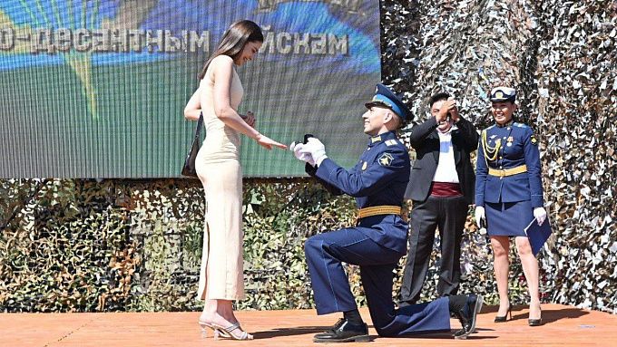 День ВДВ стал особенным для пары из Улан-Удэ