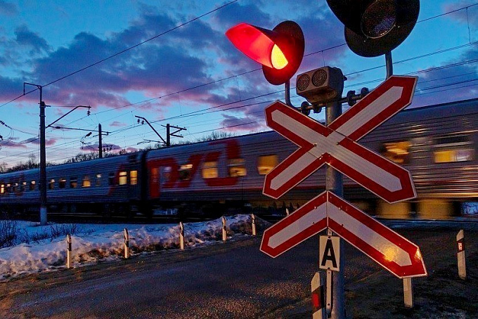 В Бурятии на ночь закроют движение через ж/д переезд
