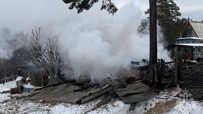 Обгоревшее тело мужчины нашли на пожаре в Улан-Удэ