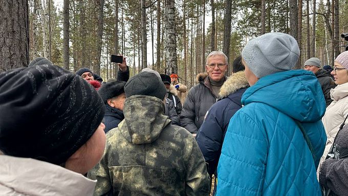 Вячеслав Фетисов встретился с жителями прибрежного села в Бурятии