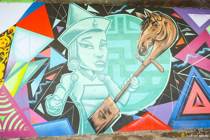 В Улан-Удэ могут разрешить рисовать граффити на фасадах зданий