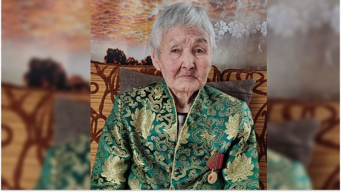 Труженица тыла и мама восьмерых детей. Жительница Бурятии отметила 90-летие