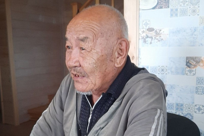 73-летний дедушка из Бурятии сошел с поезда и пропал