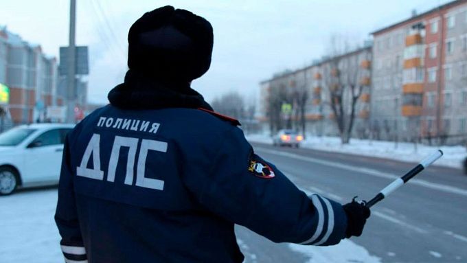 Пьяная жительница Бурятии угнала машину, чтобы съездить за сигаретами