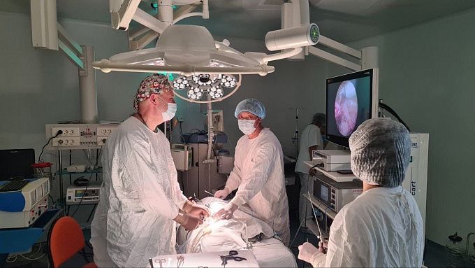 В Улан-Удэ доктор Юра провел операцию ребенку с врожденной патологией