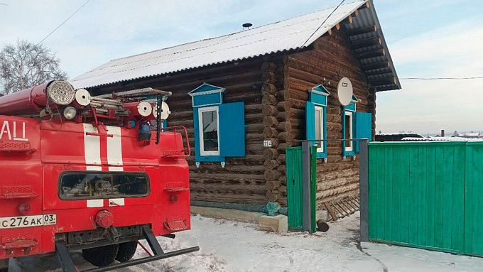 85-летний мужчина погиб на пожаре в районе Бурятии