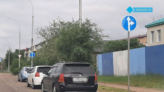 «Очередная клоунада»: Дорожные знаки снова поставили в тупик водителей Улан-Удэ