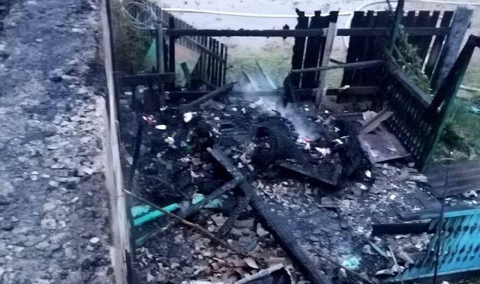 Пожар уничтожил жилой дом в районе Бурятии