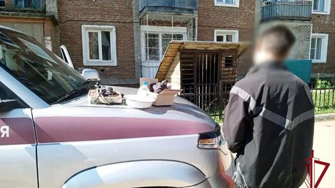 В Бурятии подросток разгуливал по улице с наркотиками за пазухой