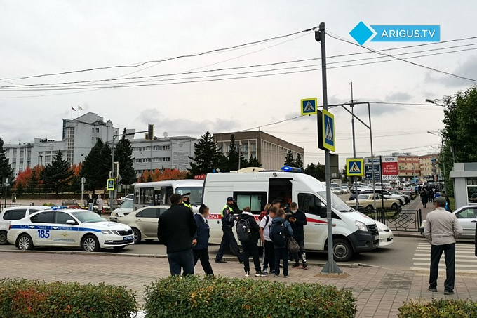 В центре Улан-Удэ водитель маршрутки сбил 11-летнего ребенка