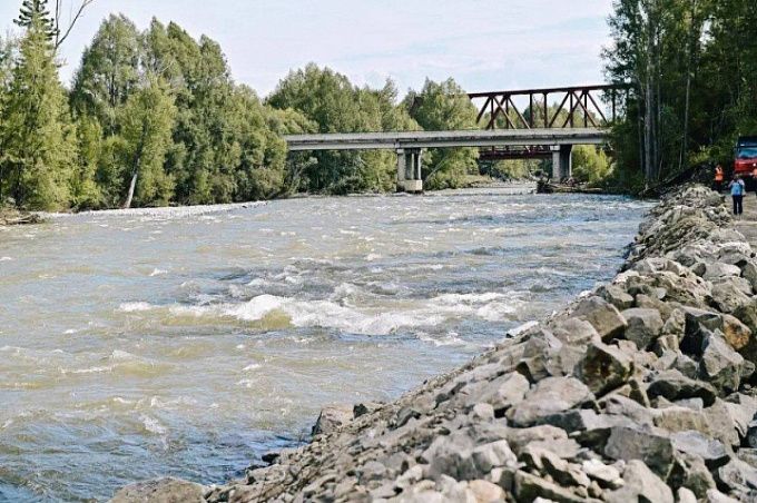 Русло реки расчистят на севере Бурятии