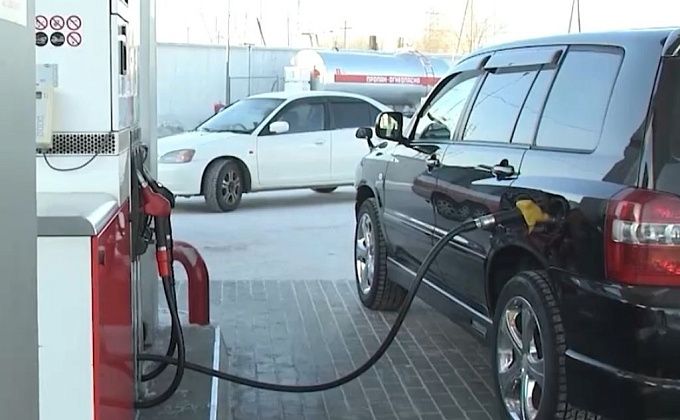 На одной из заправок в Бурятии закончился бензин