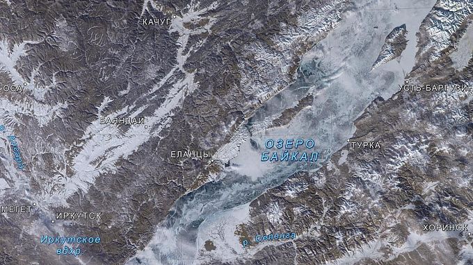 Спутники запечатлели неоднородную ледовую обстановку на Байкале