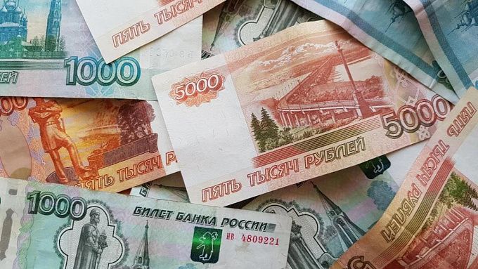 Послушная улан-удэнка облегчила семейный бюджет на 300 тысяч