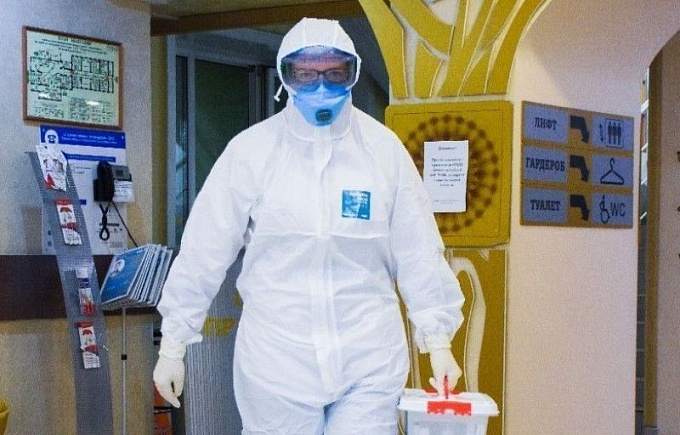 В Бурятии вспышка коронавируса в больнице произошла из-за медперсонала