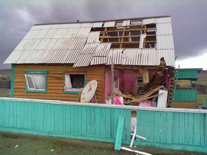 Шаровая молния разрушила дом в Бурятии