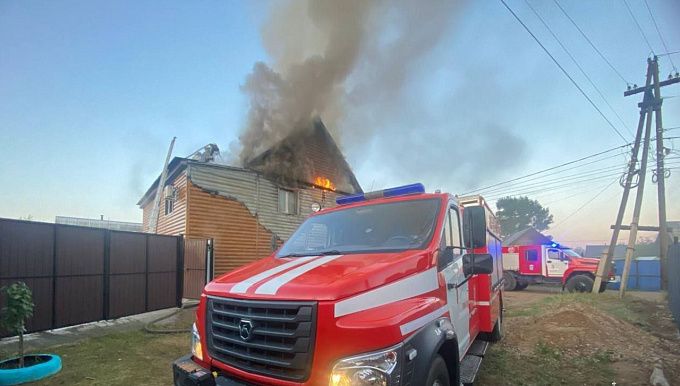 В Улан-Удэ на пожаре пострадал пенсионер