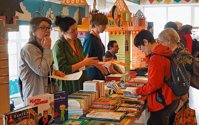 Жителей Бурятии приглашают на книжный фестиваль «Бумажный ключ»