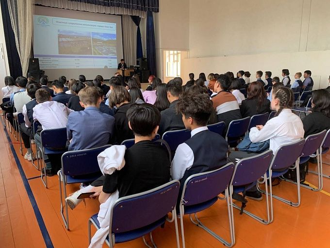 В Улан-Удэ стартовали «Уроки с Водоканалом» для учеников старших классов