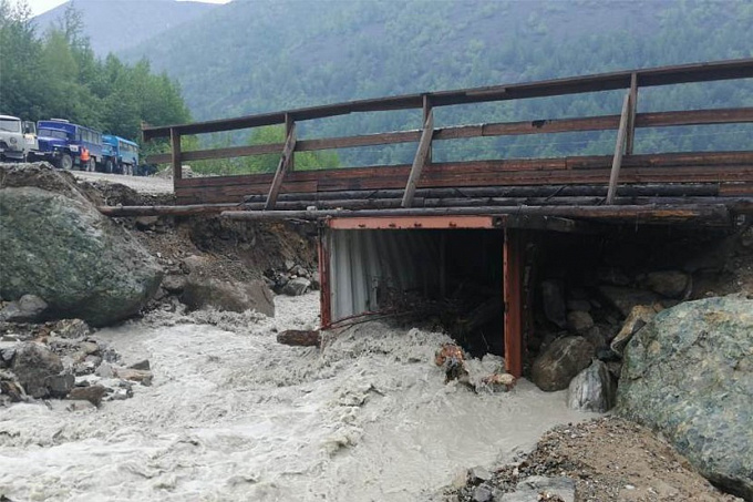 В районе Бурятии восстановили мост и дорогу