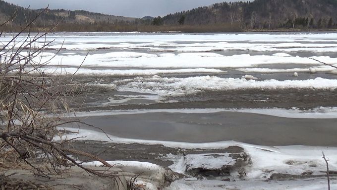 Гидрометцентр России: На реках в Бурятии начал формироваться лед