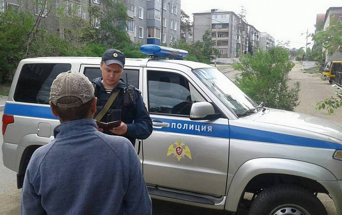 В Улан-Удэ задержали молодого человека, находящегося в розыске