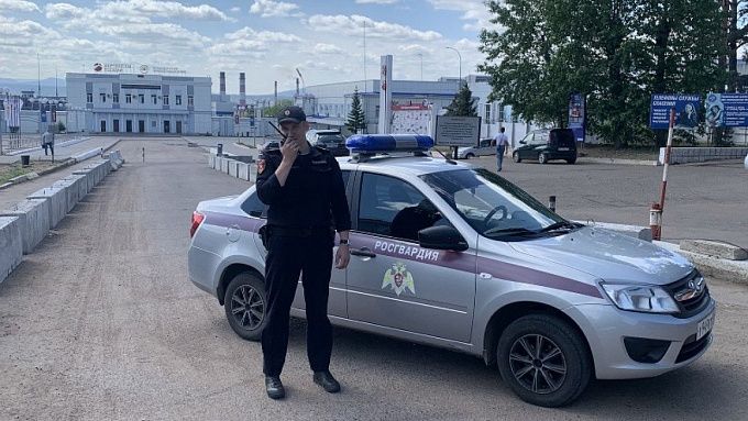 В Улан-Удэ нетерпеливый парень угнал авто, чтобы «ускорить» процесс покупки