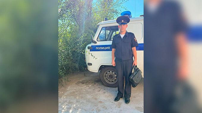 «Нахлебался воды»: полицейский из Забайкалья спас тонущего мальчика в Бурятии
