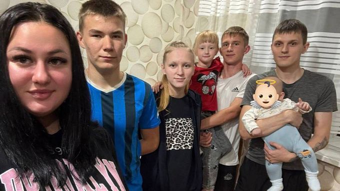 В Бурятии специалист органов опеки стала приемной мамой четверых детей