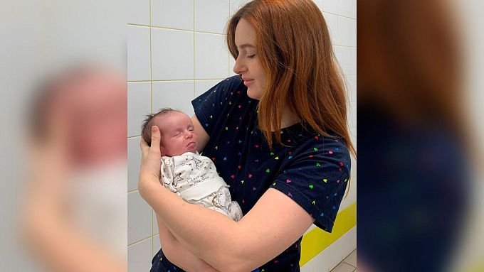 Гигантскую тератому удалили новорожденному в Иркутской области