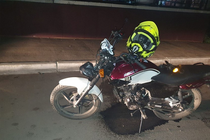 В Бурятии подросток на мотоцикле врезался в автобус