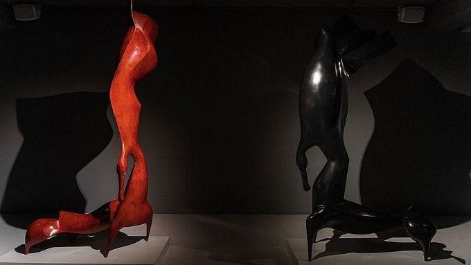 Даши Намдаков впервые представит скульптуру «Он и Она»
