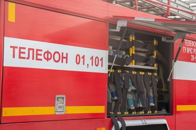 В Бурятии бывшего полицейского незаконно устроили на работу в пожарную часть