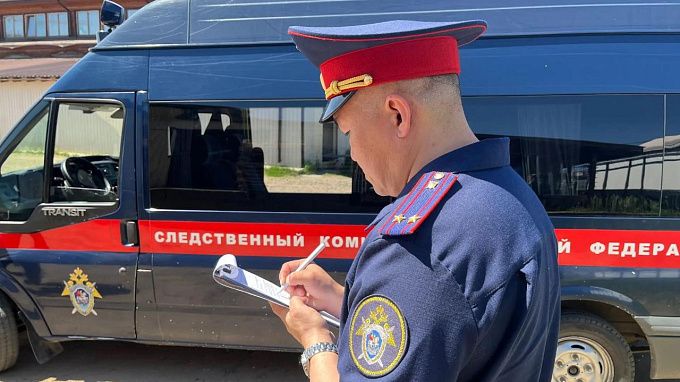 Житель Бурятии проследил за бывшей и похитил её