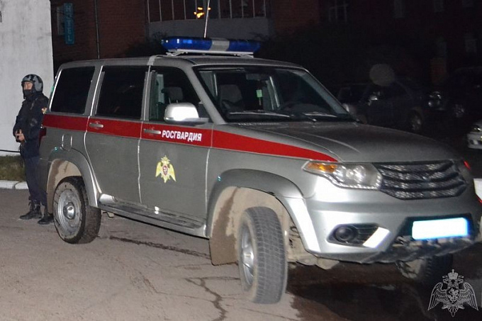 Двое улан-удэнцев избили парня, а потом удирали от росгвардейцев