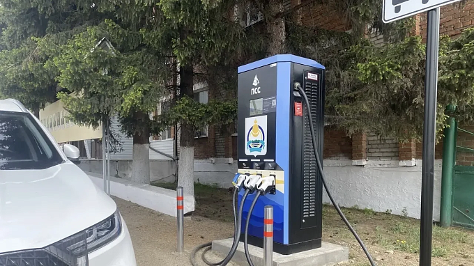 Супербыструю электрозаправку открыли в селе Бурятии