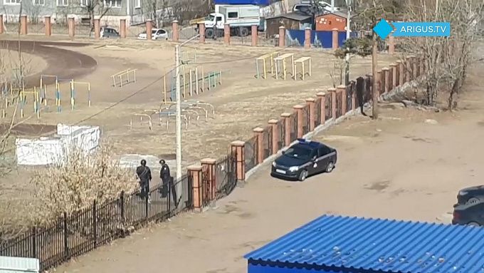 В Улан-Удэ взрывотехники проверили «заминированные» школы