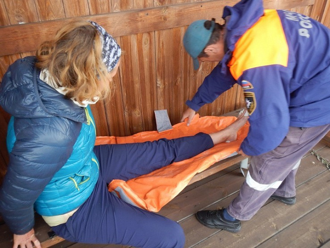 На Байкале эвакуировали травмированную туристку из Москвы
