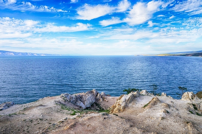 Правительство РФ исключило населенные пункты из границ водоохранной зоны Байкала 