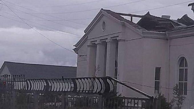 Библиотеке частично сорвало крышу в районе Бурятии