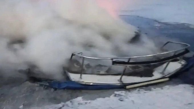 «Хивус» сгорел на Байкале 