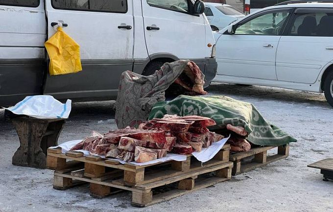 Жителей Бурятии призывают не покупать мясо и молоко через мессенджеры