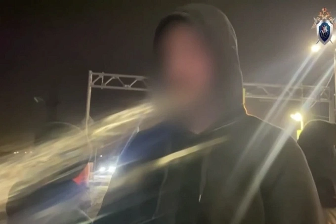 Жители Иркутска обстреляли машину знакомого из личной неприязни 