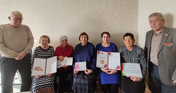 В Бурятии участница трудового фронта отметила 95-й день рождения