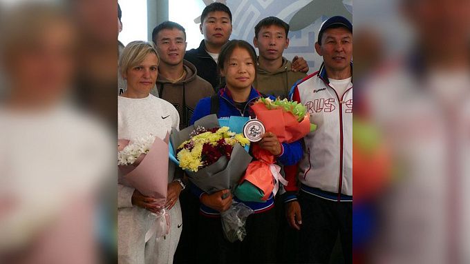 Бронзовая чемпионка первенства Европы по спортивной борьбе вернулась в Бурятию