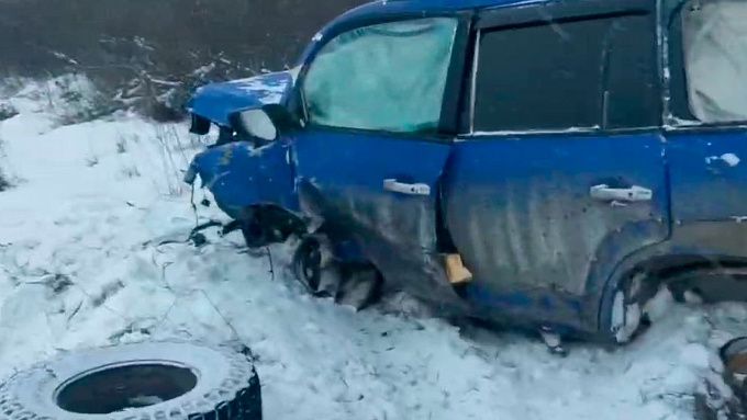 Водитель «Крузака» из Бурятии попал в ДТП в Иркутской области 