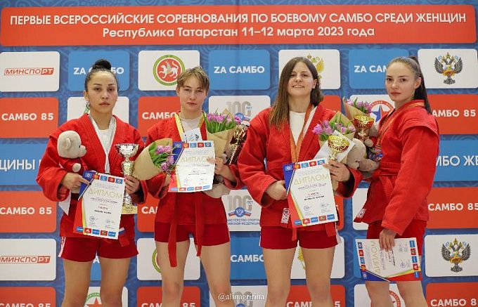 Спортсменка из Улан-Удэ стала призером всероссийского турнира по самбо