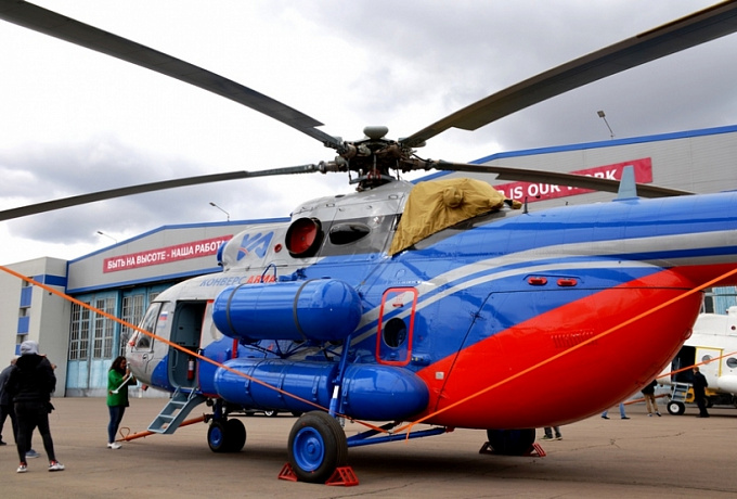 Два улан-удэнских вертолета передали «Конверс Авиа»