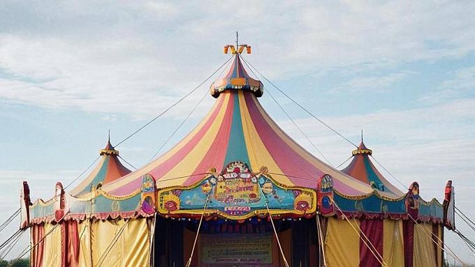 Житель Бурятии украл деньги, чтобы купить билеты в цирк 