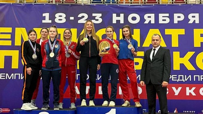 Спортсменки из Бурятии выиграли медали на чемпионате России по кикбоксингу